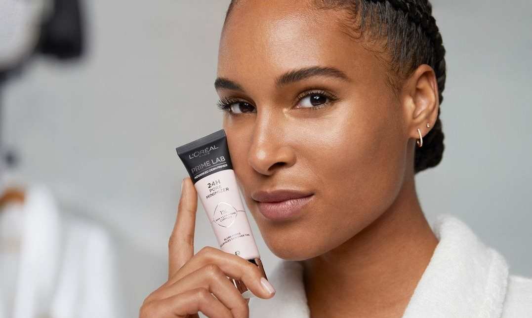 Los mejores peinados para pelo corto rizado| L'Oréal Paris